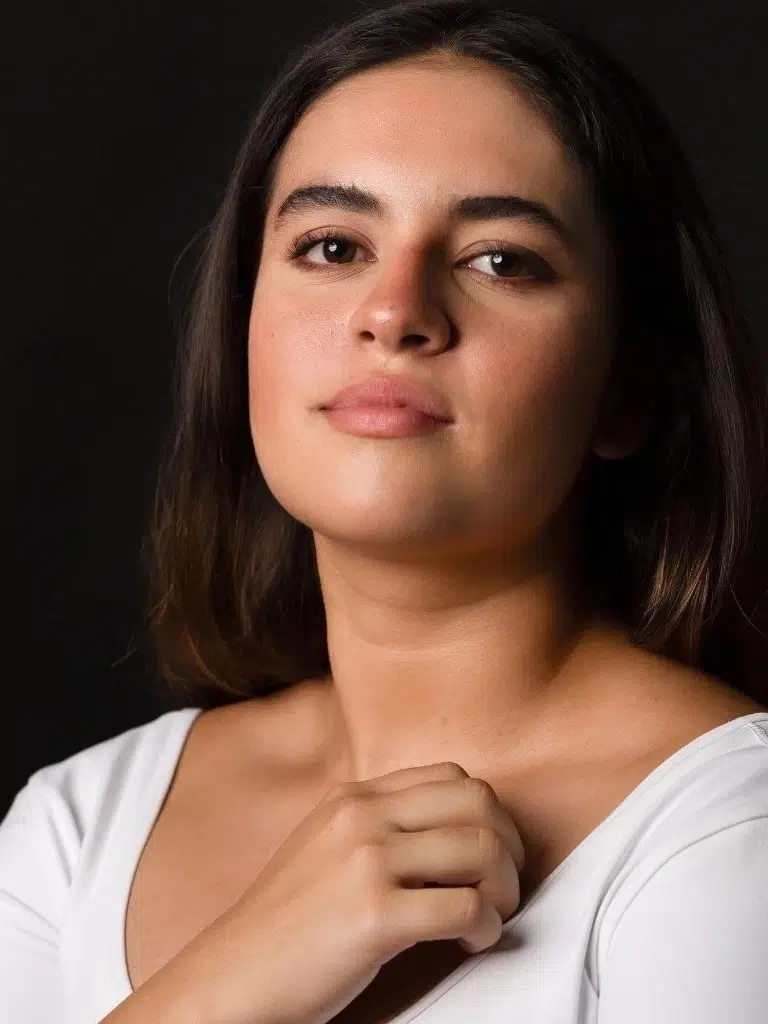 Ana Luz Biography: Wiki, Age, Career, Height, Weight, Husband, Net Worth & More